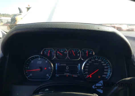 2017 Chevrolet Tahoe Lt z USA, uszkodzony, nr VIN 1GNSKBKC9HR252933